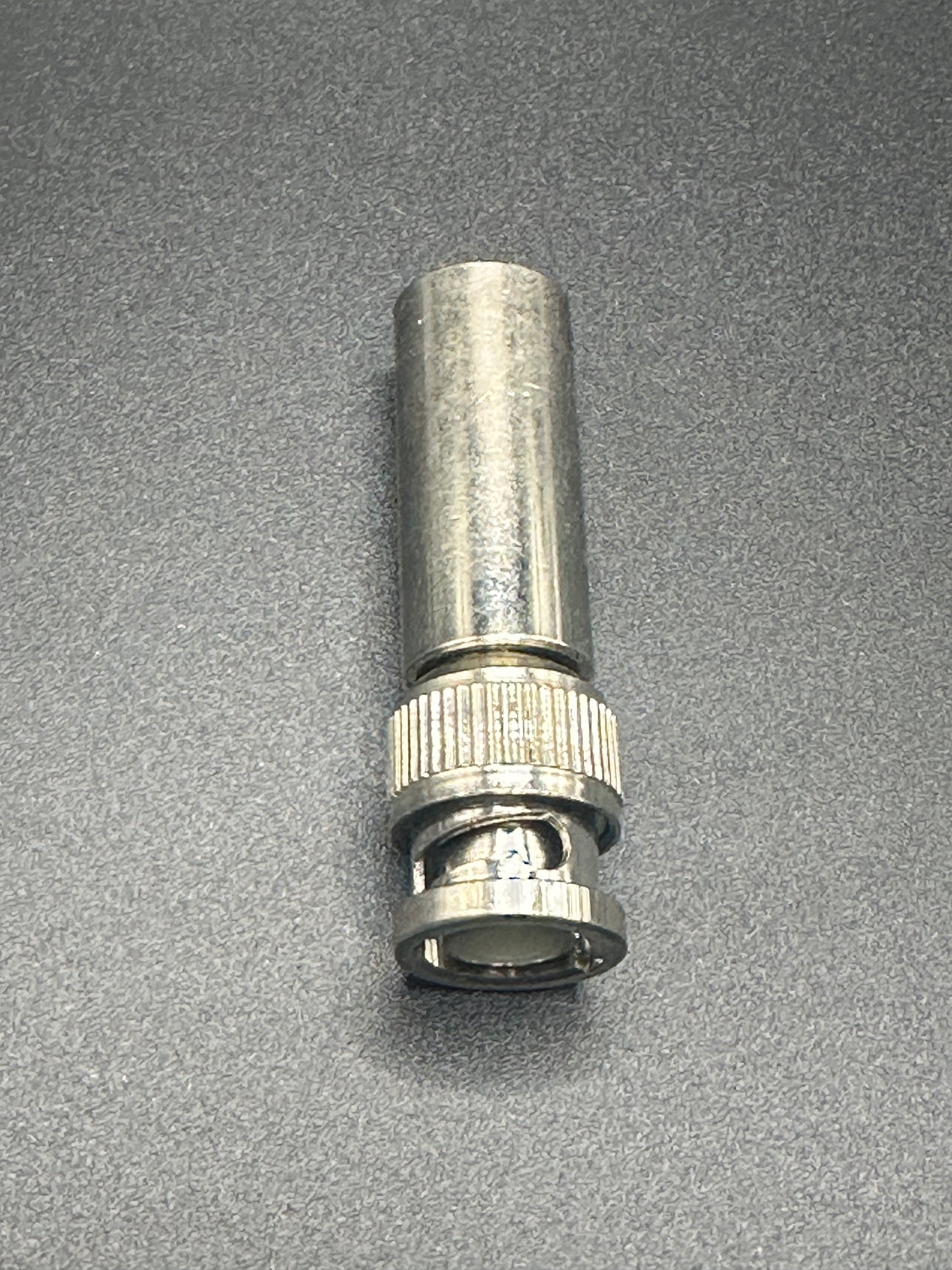 BNC MALE TO MOTOROLA FEMALE ADAPTER 40160
