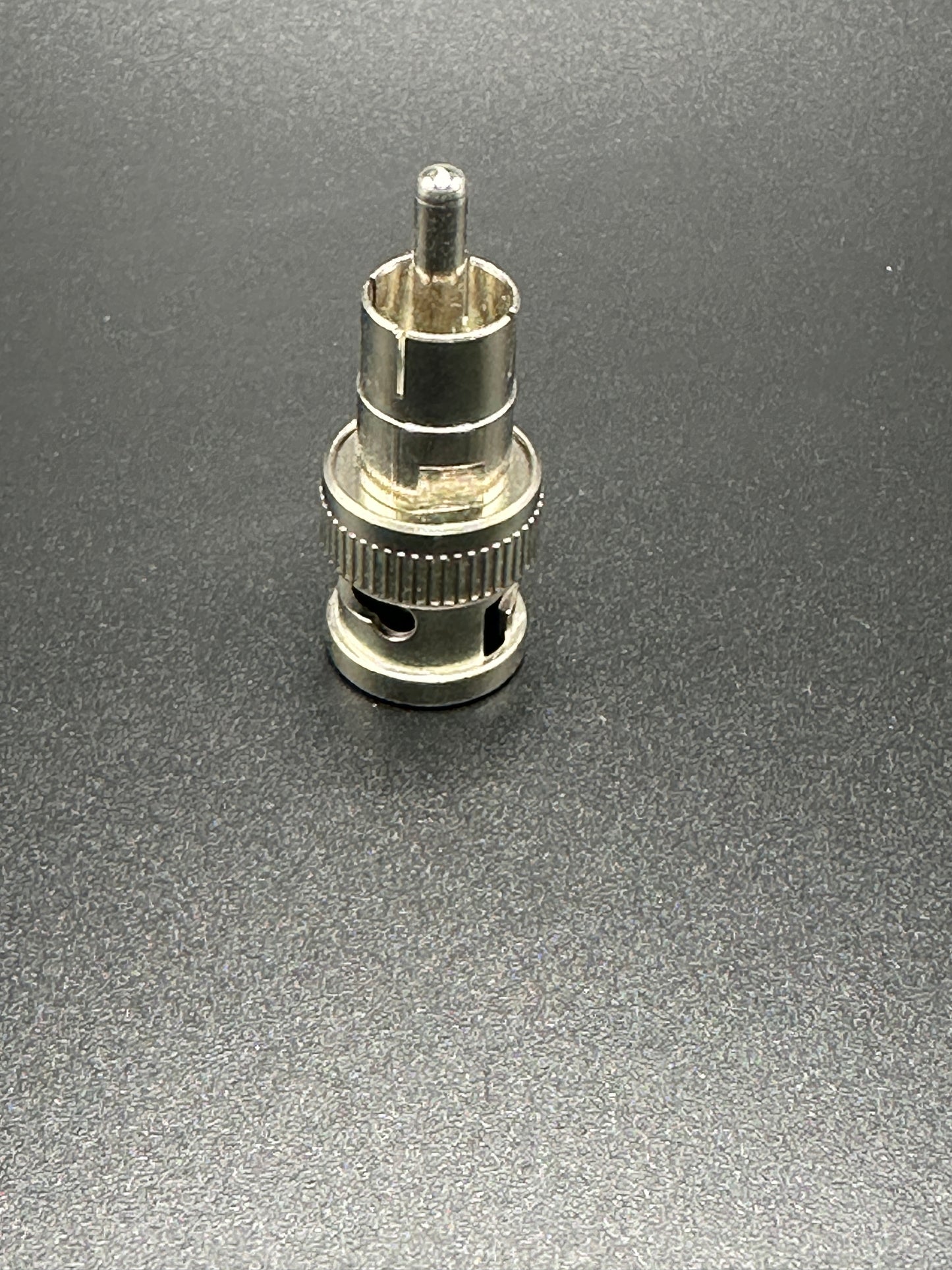 BNC MALE TO RCA MALE ADAPTER 40258