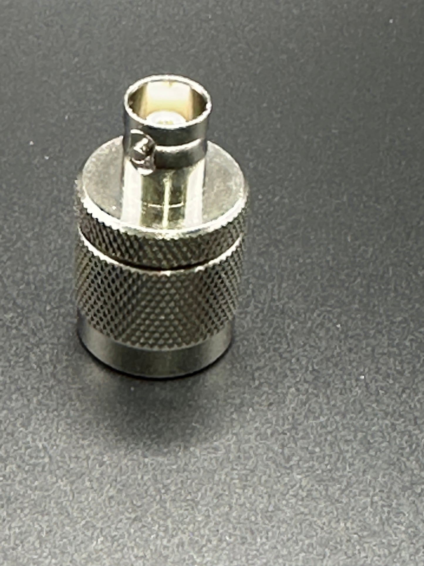 N MALE TO BNC FEMALE ADAPTER 40201