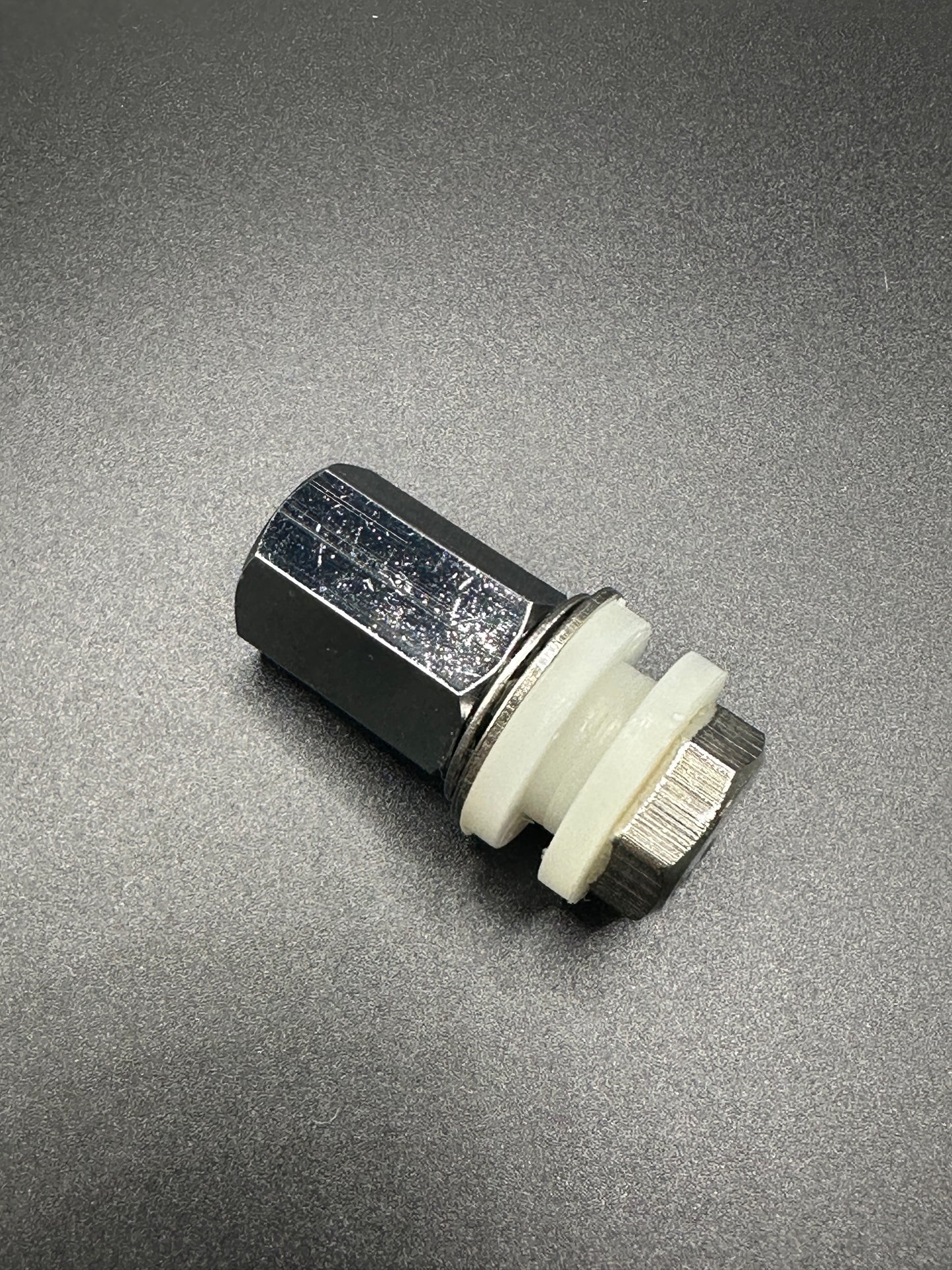 Lug 3/8" x 24 Spade Stud Mount T105.5